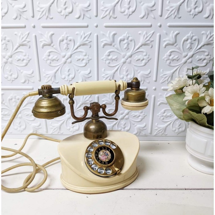 Téléphone de style français vintage
